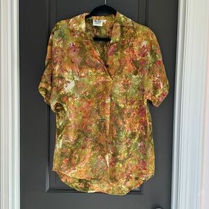 Go Fish Floral Top Size M‎